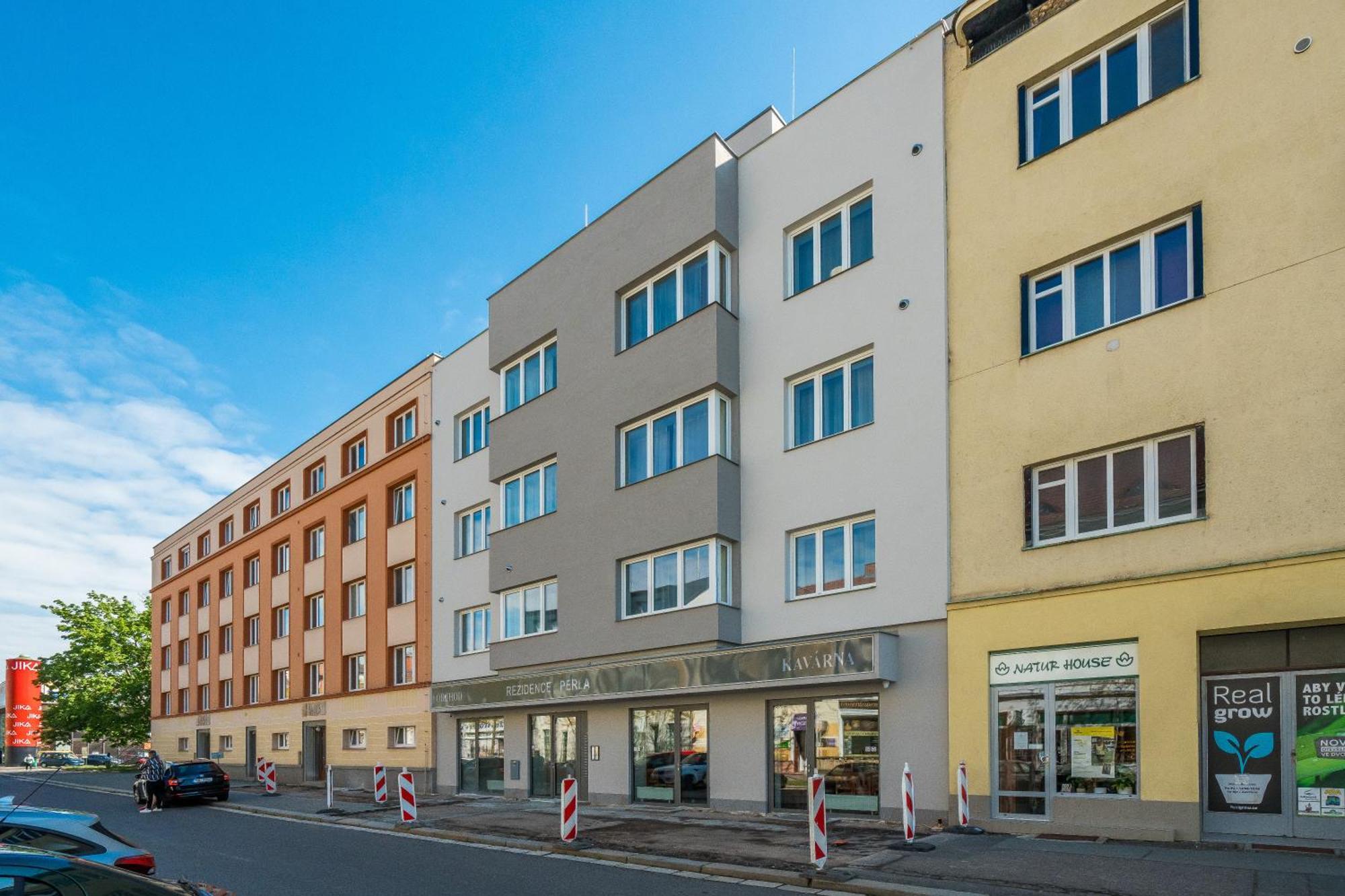 Perla Hradce 302 Apartment Hradec Kralove Ngoại thất bức ảnh