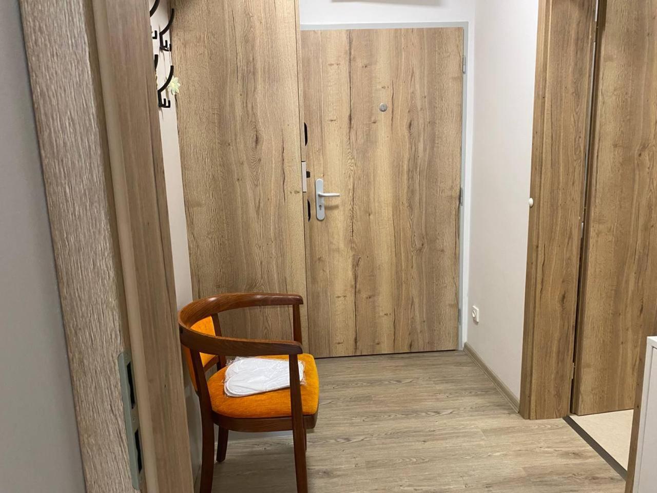 Perla Hradce 302 Apartment Hradec Kralove Ngoại thất bức ảnh